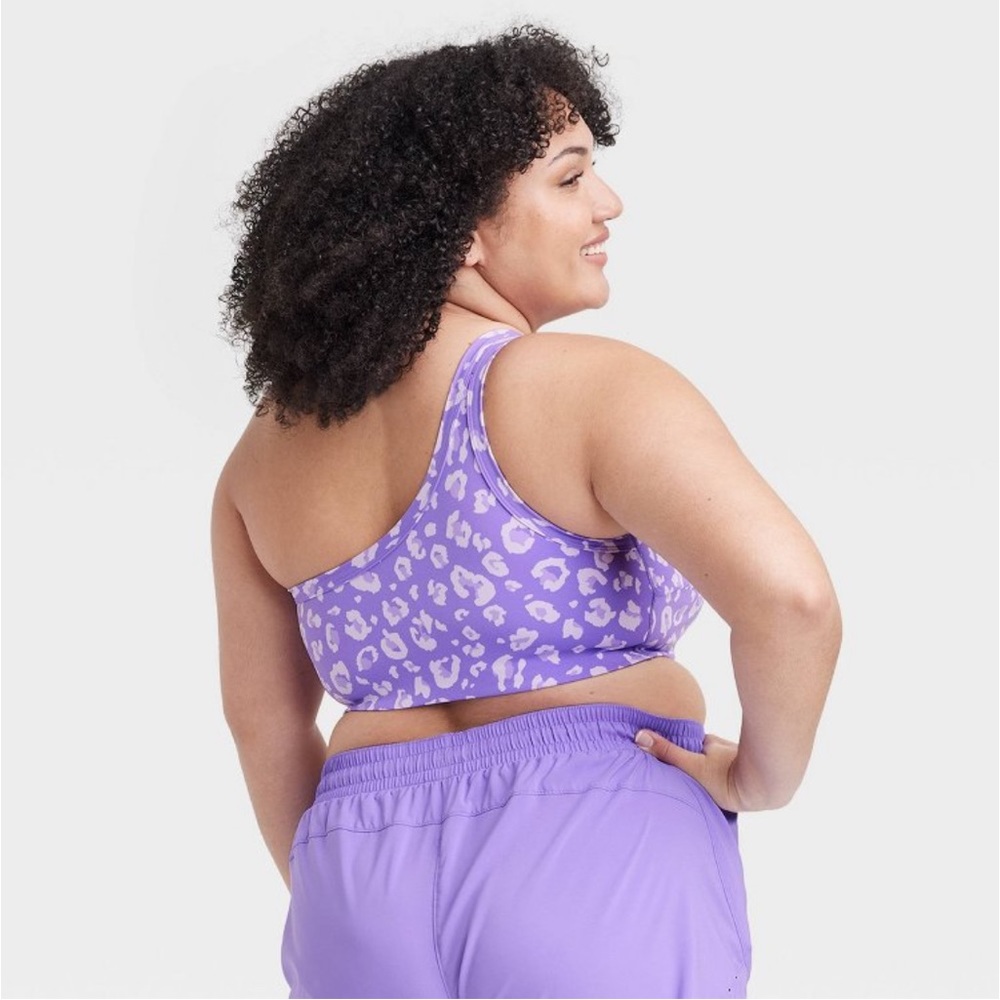 Women Light Support Brushed Sculpt
Leopard  Sports Bra All in
Motion Violet XXL - Picture 2 of 2